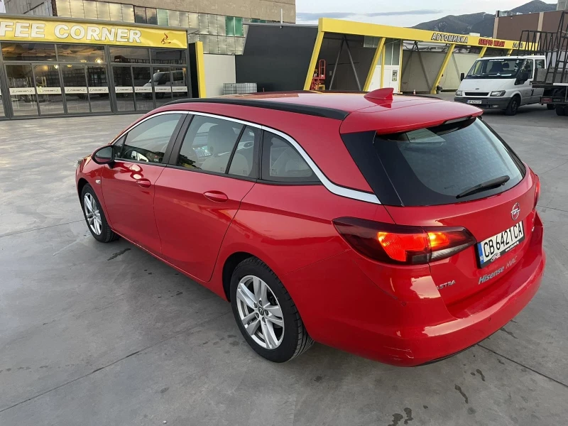 Opel Astra, снимка 10 - Автомобили и джипове - 51762428