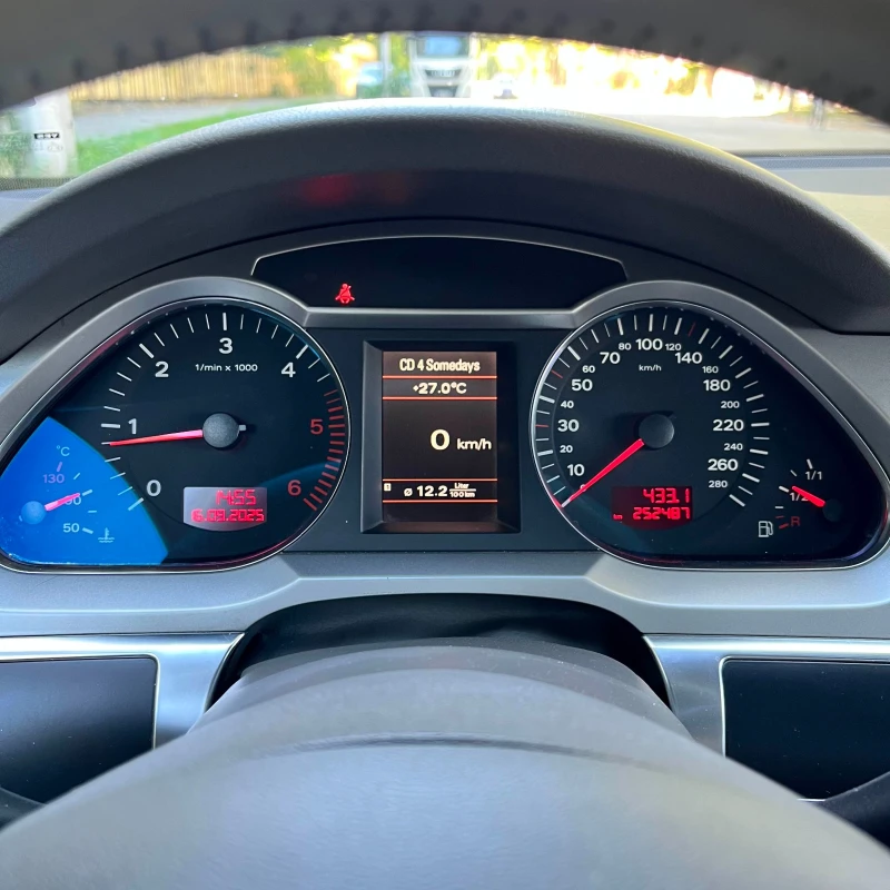 Audi A6 2.7TDI Avant, снимка 13 - Автомобили и джипове - 52649862