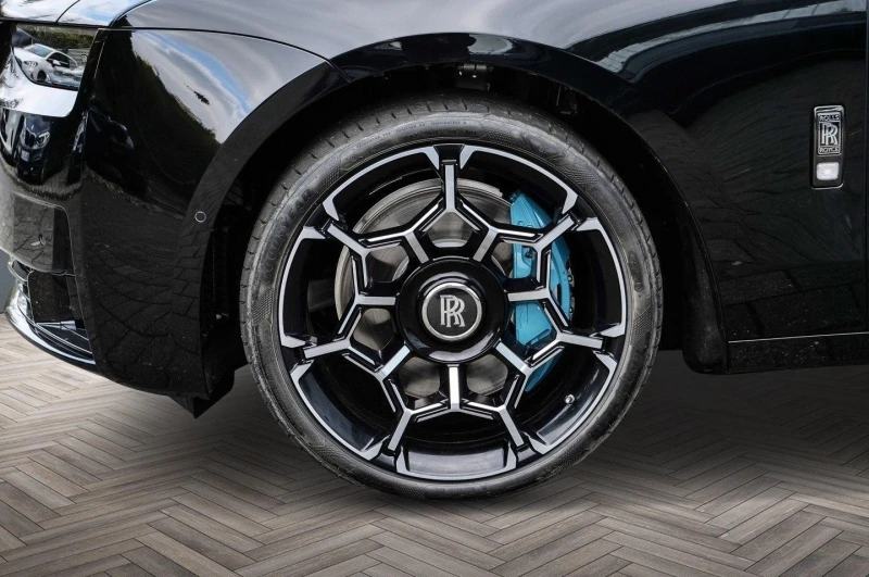 Rolls-Royce Ghost BLACK BADGE/FACELIFT/BESPOKE/SHOOTING STAR/TV/, снимка 3 - Автомобили и джипове - 52804544
