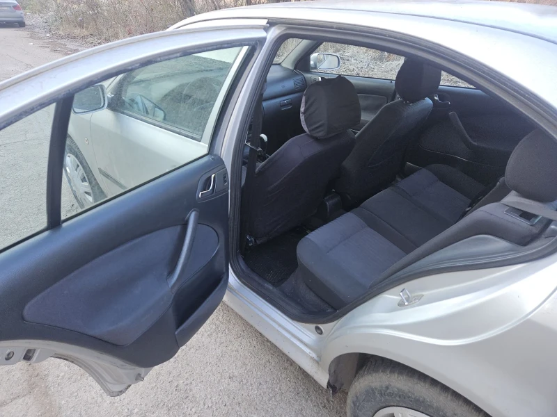 Skoda Octavia 1.8T 4X4, снимка 5 - Автомобили и джипове - 52894671