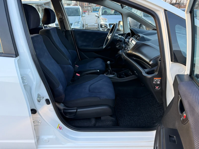 Honda Jazz, снимка 9 - Автомобили и джипове - 53295965