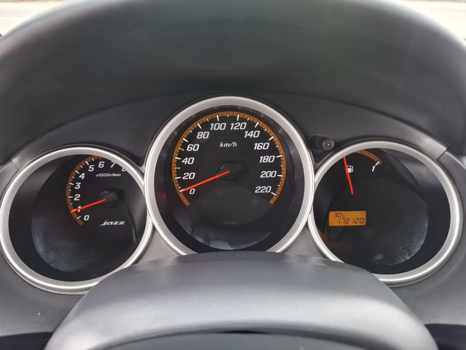 Honda Jazz 1.4i ПЕРФЕКТНА! КАТО НОВА! КЛИМАТРОНИК! | Mobile.bg — изображение 13