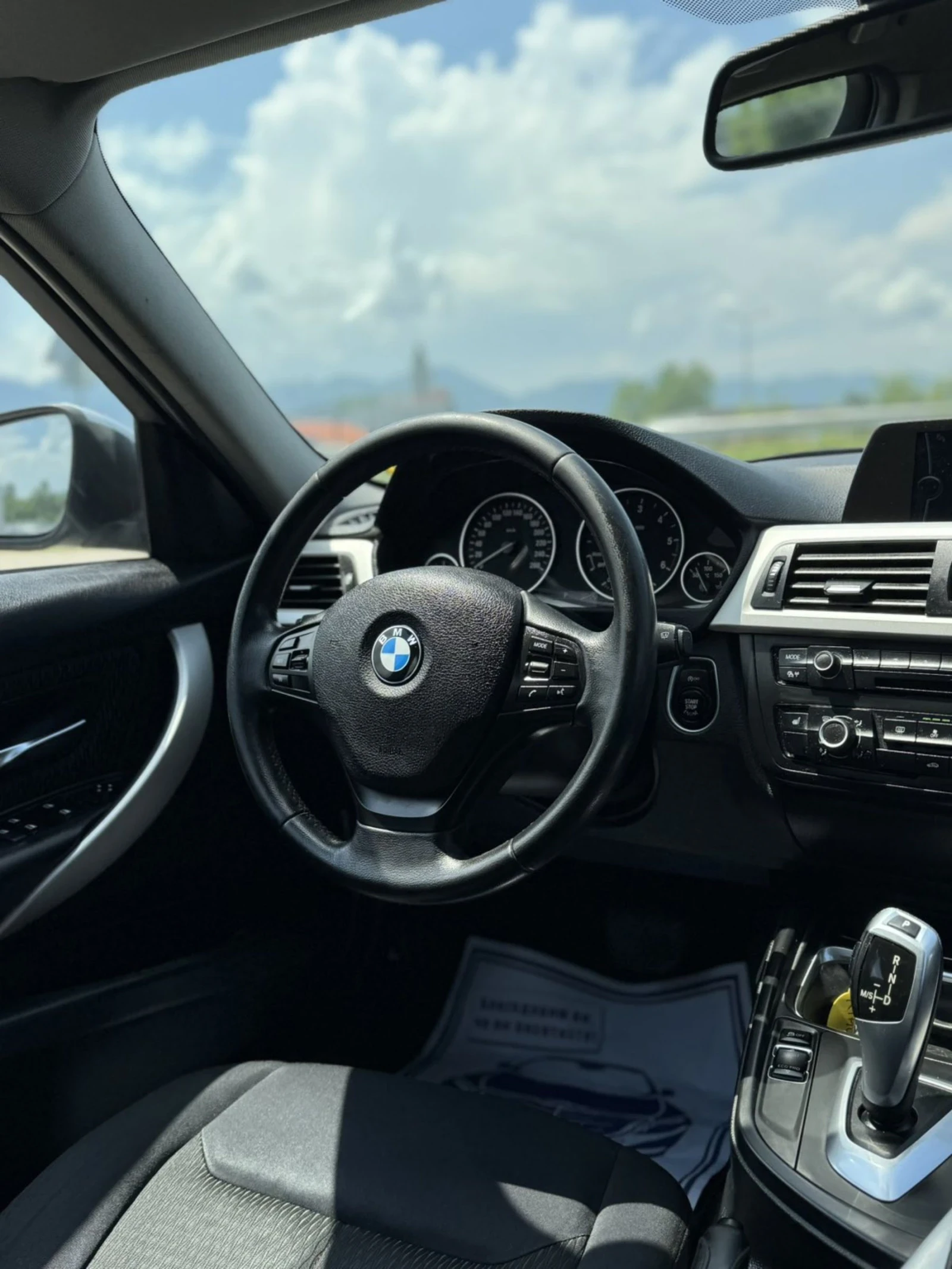 BMW 320  - изображение 5
