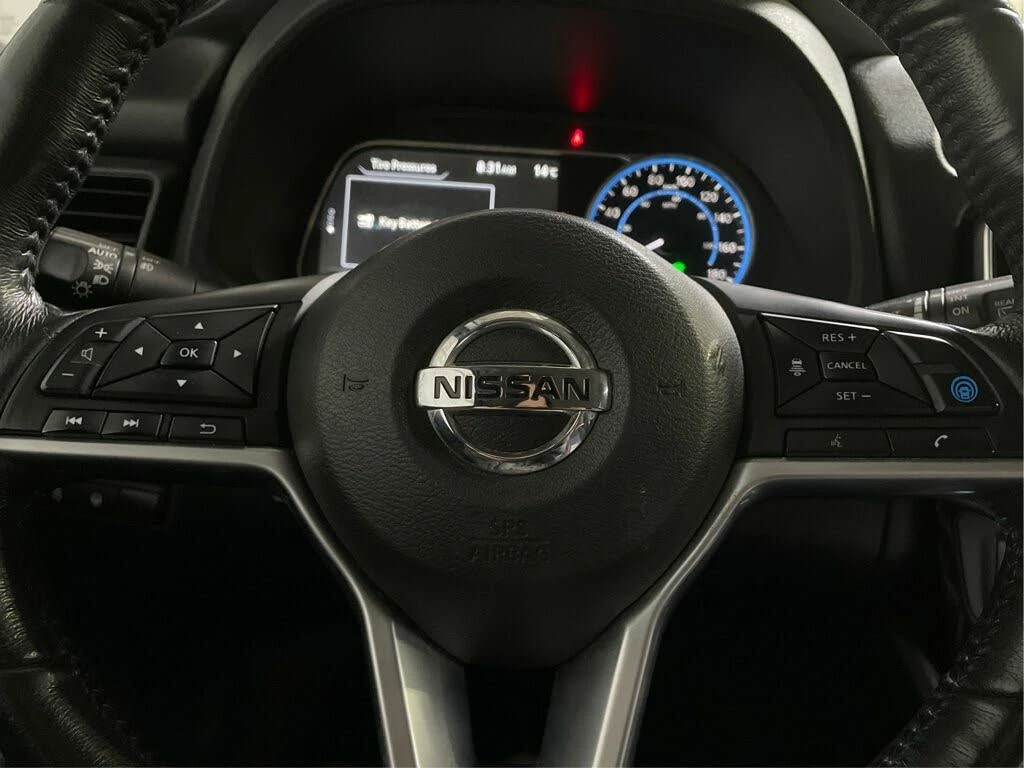 Nissan Leaf  * АВТО КРЕДИТ* ЦЕНА ДО БГ * Сервизна история *  - изображение 10