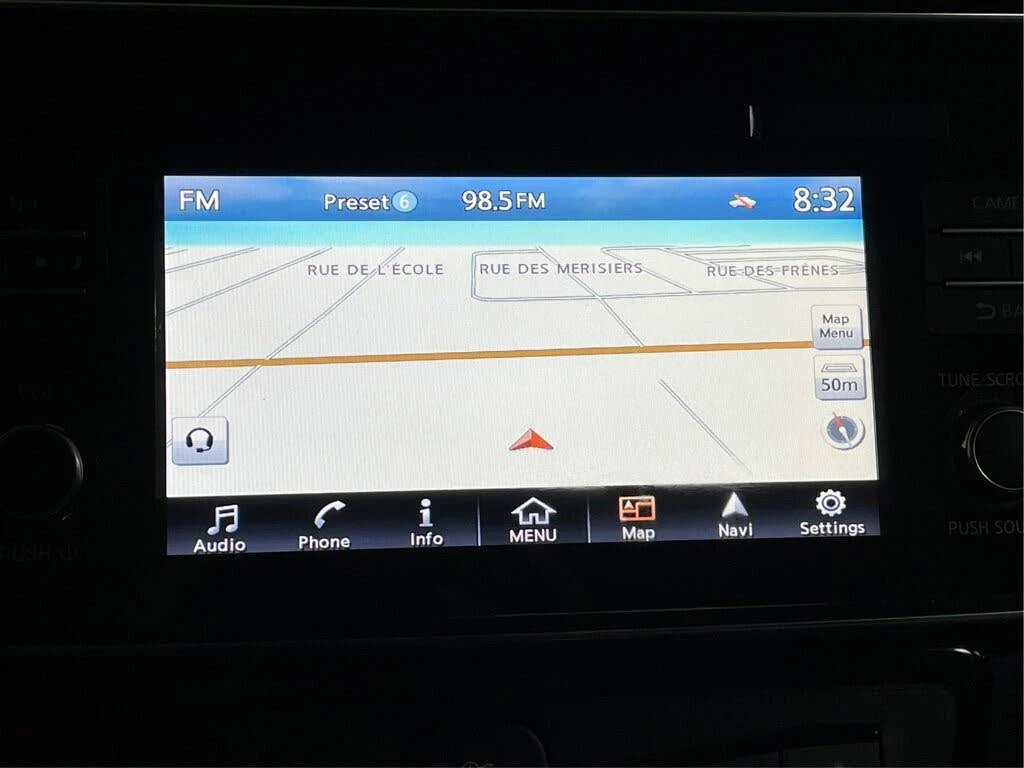 Nissan Leaf  *  *    *   *  | Mobile.bg   13