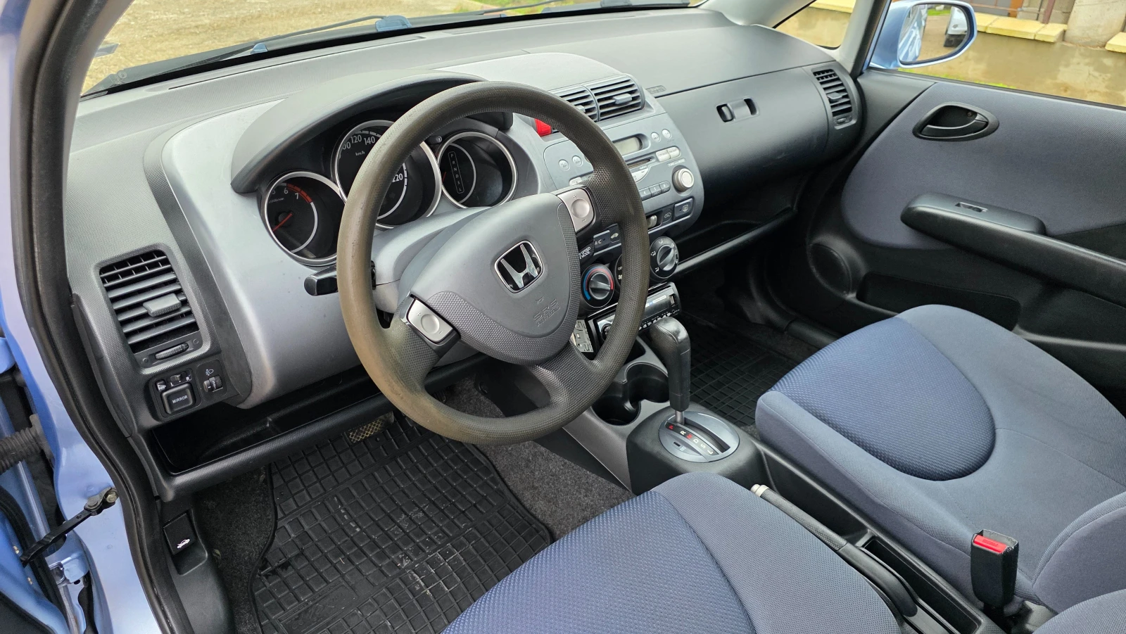 Honda Jazz 1400 - изображение 6