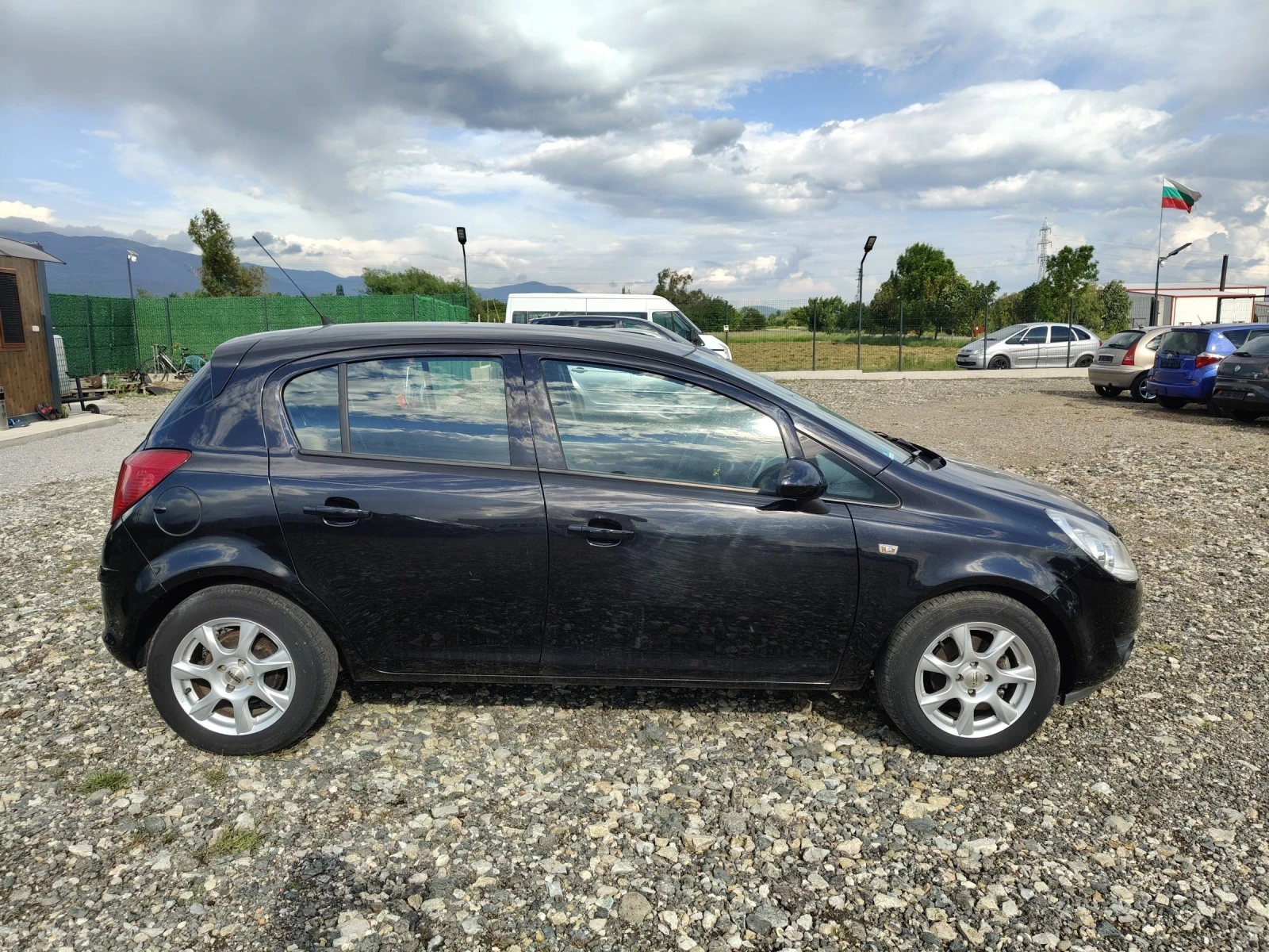 Opel Corsa 1.2i 80, снимка 7 - Автомобили и джипове - 53292483