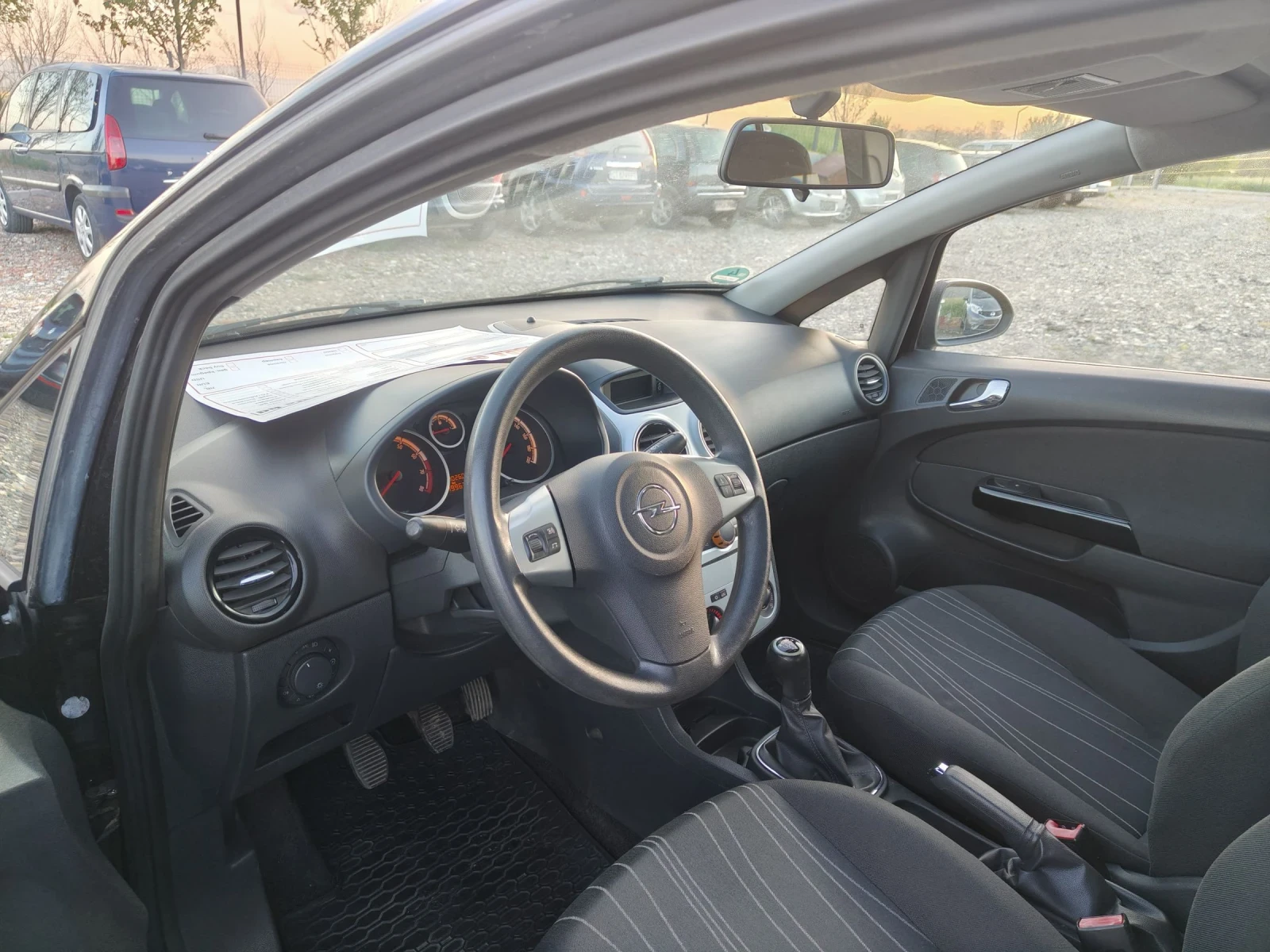 Opel Corsa 1.2i 80 | Mobile.bg � ����������� 10