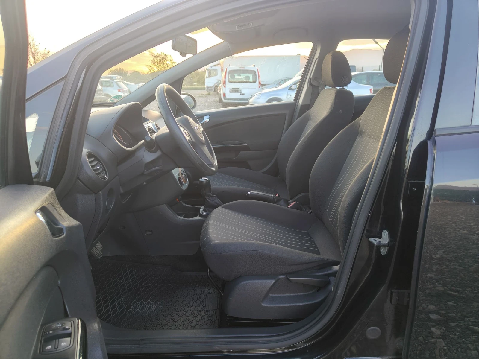 Opel Corsa 1.2i 80 | Mobile.bg � ����������� 11