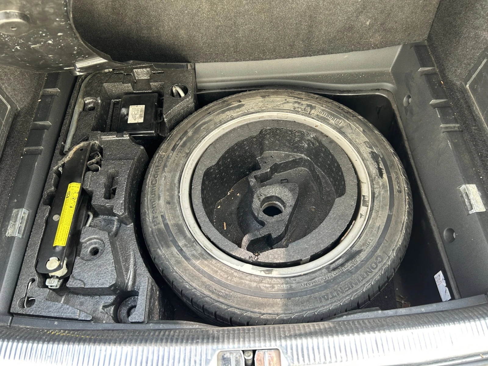 VW Passat 2.0 TDI, снимка 13 - Автомобили и джипове - 53763407