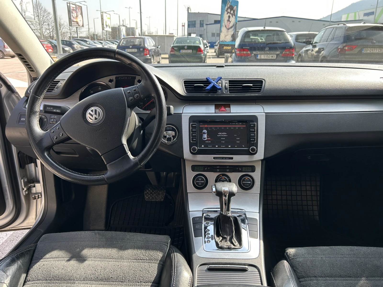 VW Passat 2.0 TDI, снимка 9 - Автомобили и джипове - 53763407