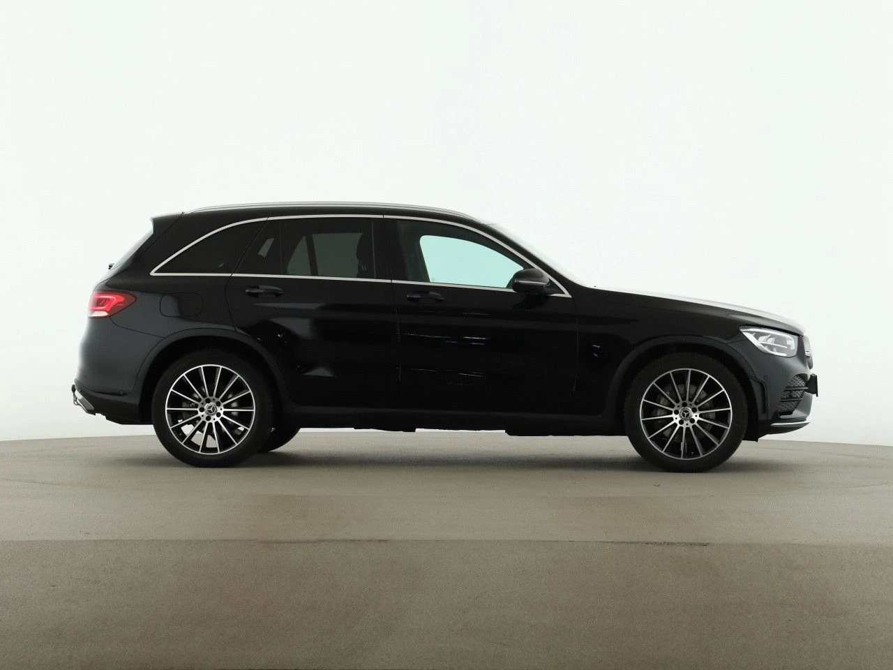 Mercedes-Benz GLC 200 D 4Matic - изображение 6
