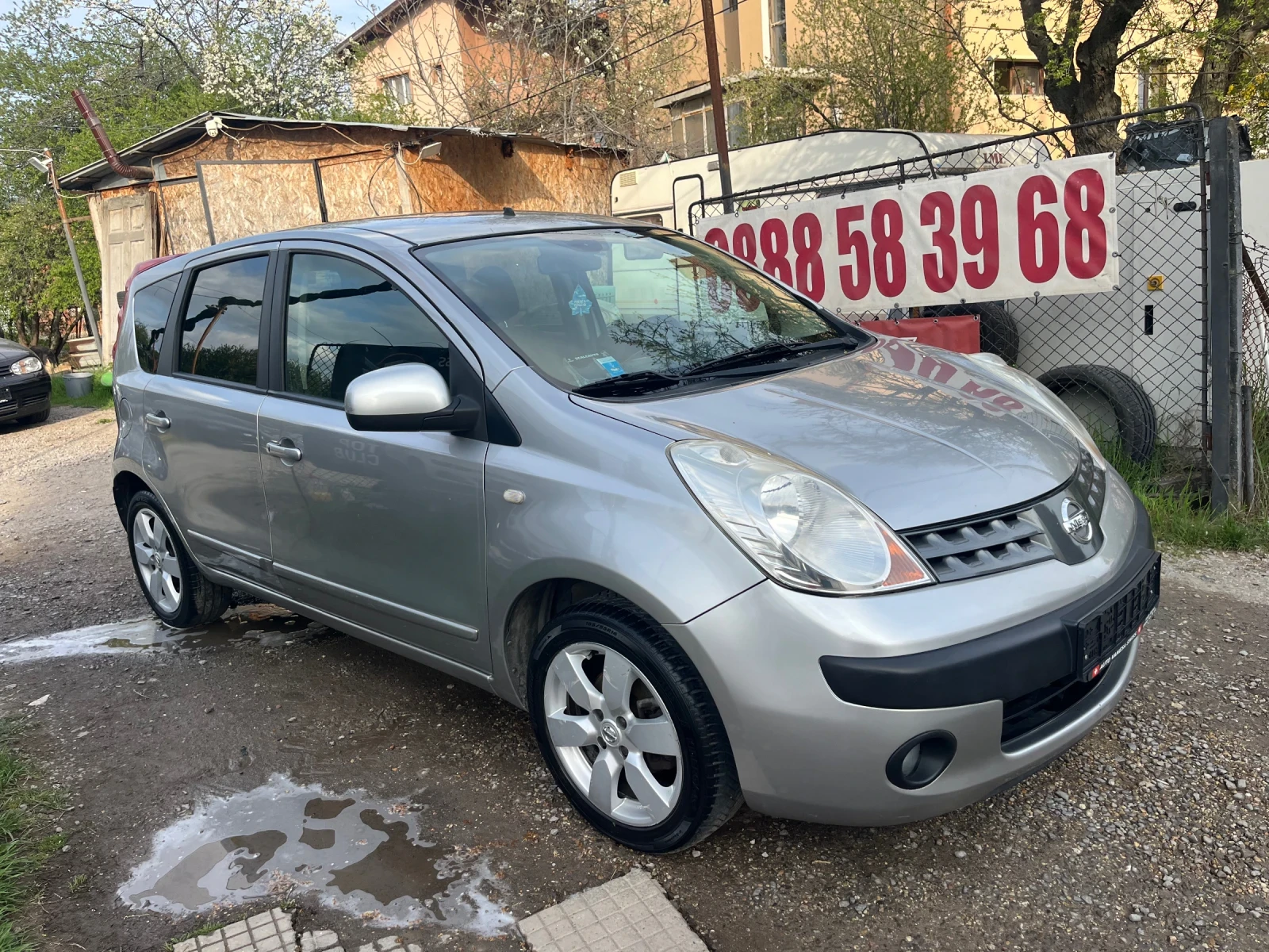 Nissan Note 1.6i - Automatic - KEYLESS , снимка 6 - Автомобили и джипове - 54219925