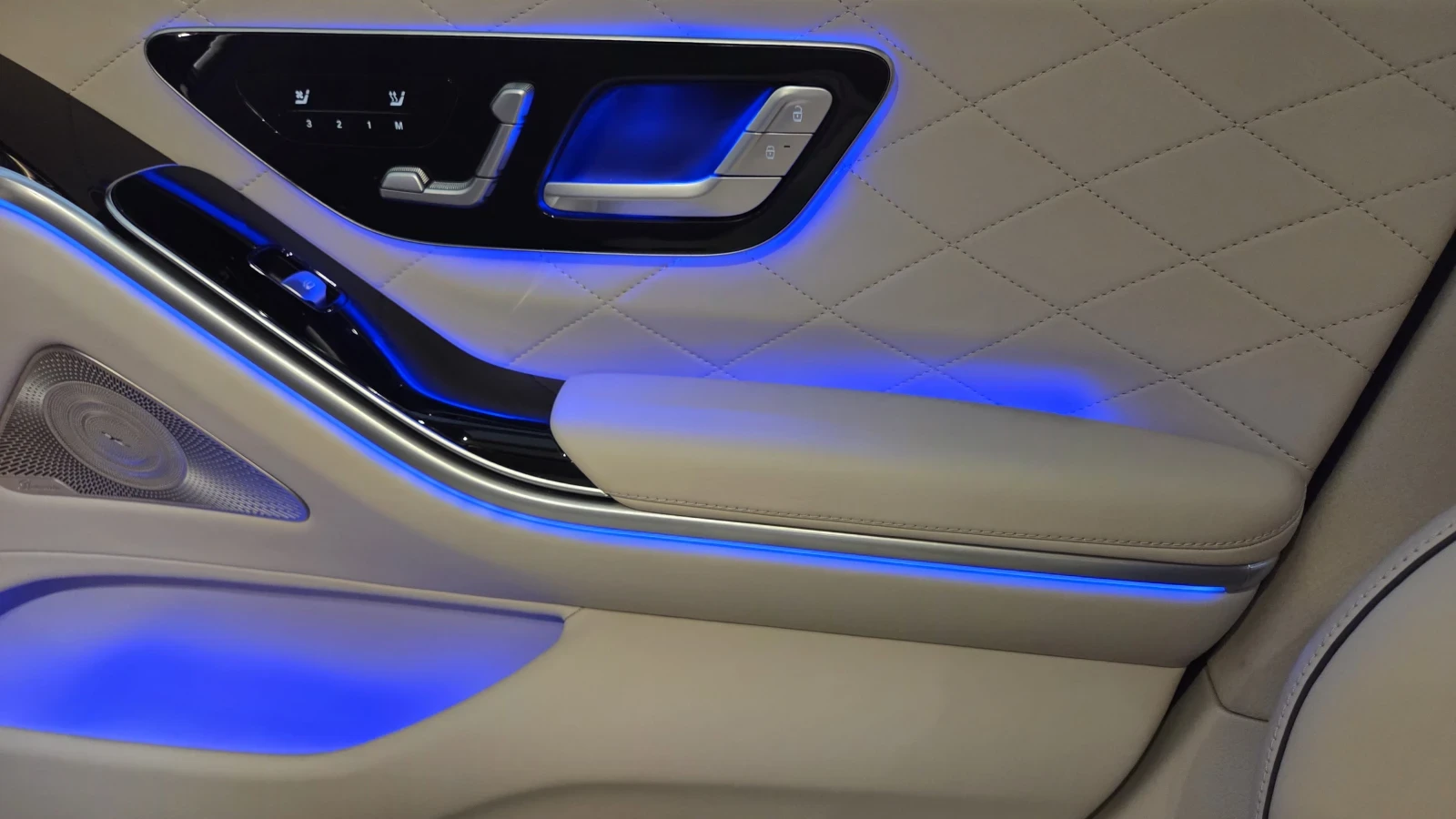 Mercedes-Benz S 400 D LONG 4Matic AMG PPF FIRST CLASS DIGITAL Light, снимка 15 - Автомобили и джипове - 54358108