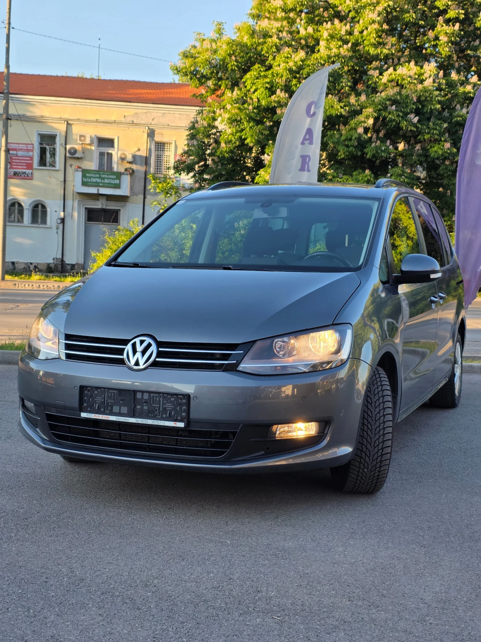 VW Sharan 2.0 TDI 140 к.с., снимка 2 - Автомобили и джипове - 54597817