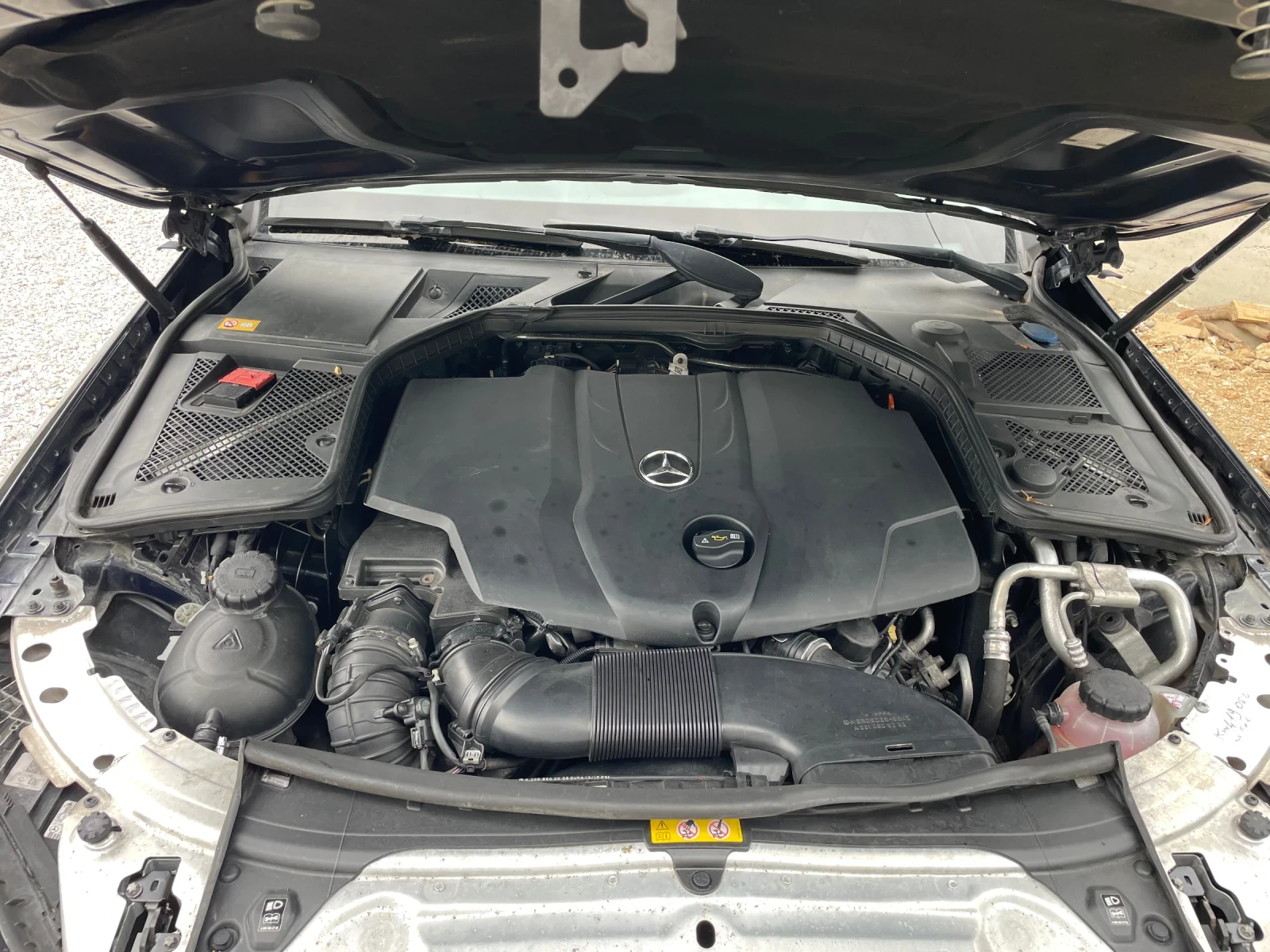 Mercedes-Benz C 220  Cdi Full led 7G tronic 170 ps avangarde camera, снимка 16 - Автомобили и джипове - 54610711