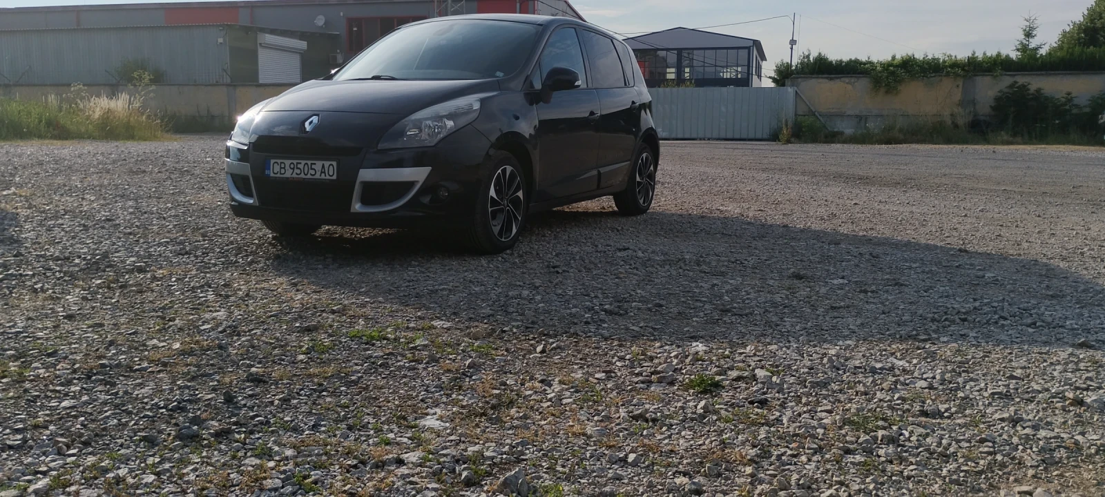 Renault Scenic 1, 5 DCI , снимка 8 - Автомобили и джипове - 54992603