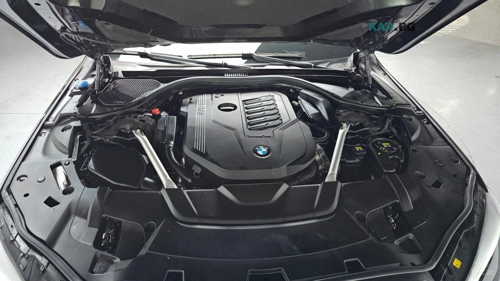 BMW 740 * M* SPORT* ОБДУХВАНЕ* НАВИГАЦИЯ* ПОДГРЕВ* 360* ПА, снимка 5 - Автомобили и джипове - 54906185