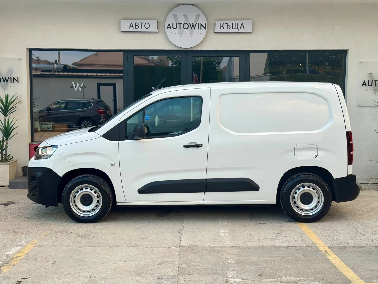 Citroen Berlingo 1.5 HDI euro 6, снимка 9 - Автомобили и джипове - 55607909