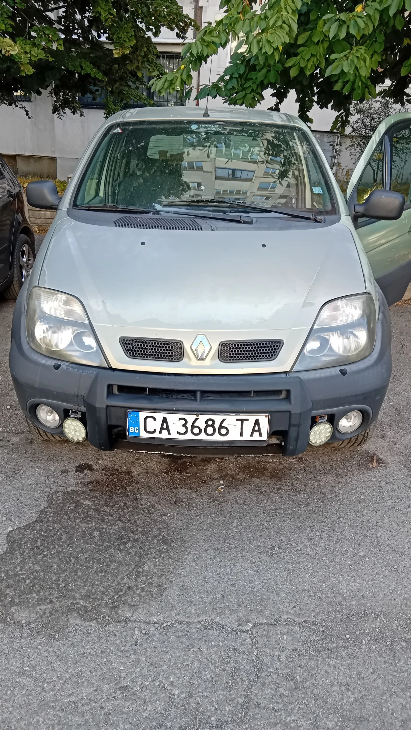 Renault Scenic 2.0 16V (137 к.с.) бензин/газ