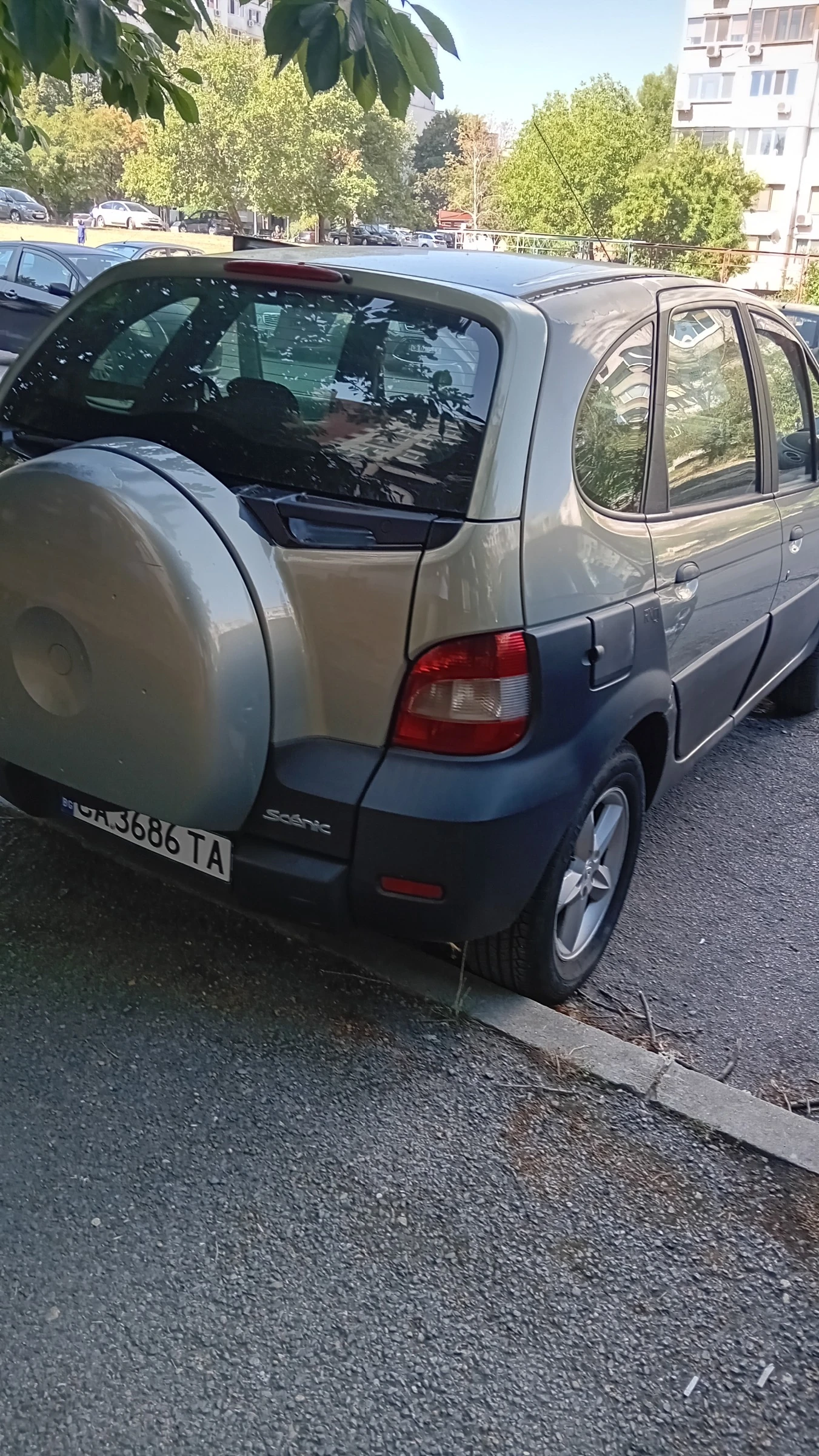 Renault Scenic 2.0 16V (137 к.с.) бензин/газ, снимка 5 - Автомобили и джипове - 56057918