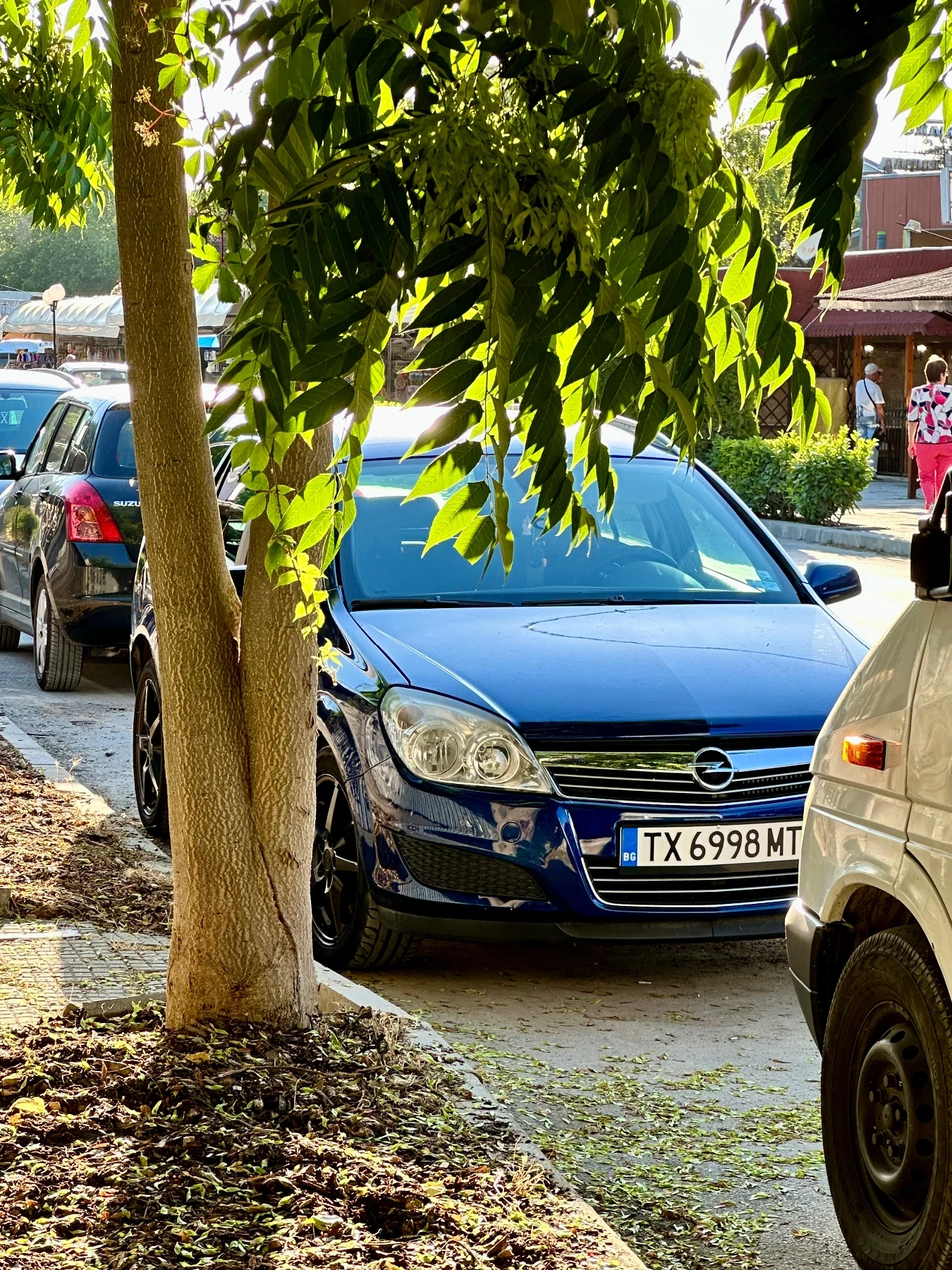 Opel Astra 1.9 CDTI, снимка 10 - Автомобили и джипове - 56297505