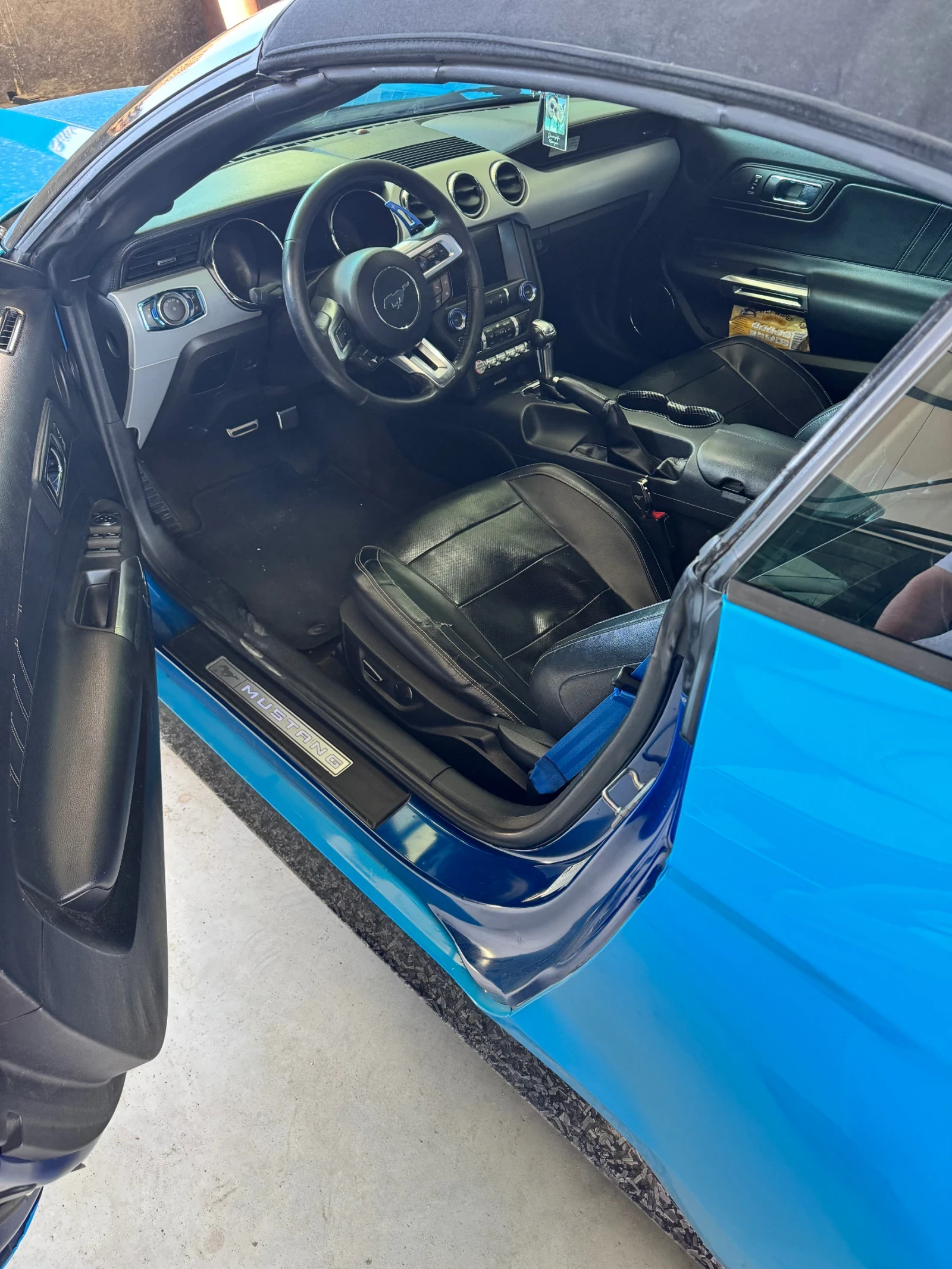 Ford Mustang 2.3 EcoBoost Premium, снимка 9 - Автомобили и джипове - 56242228