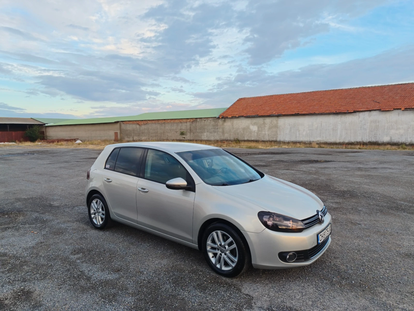 VW Golf 1.6 ГАЗ, снимка 8 - Автомобили и джипове - 56555013