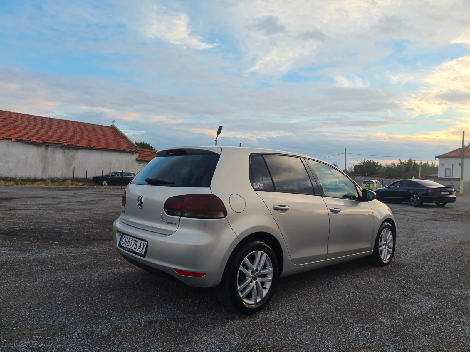 VW Golf 1.6 ГАЗ, снимка 5 - Автомобили и джипове - 56555013