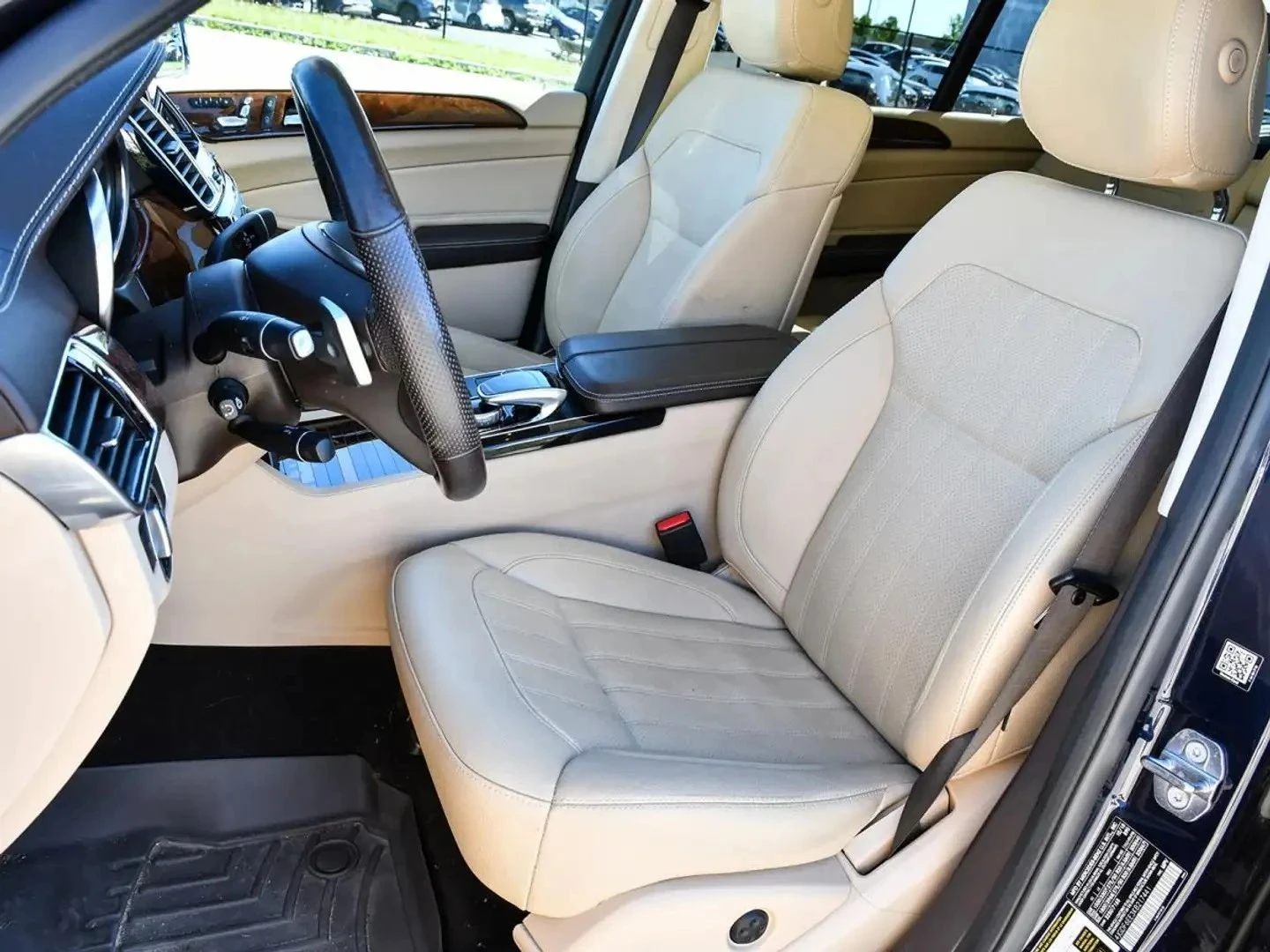 Mercedes-Benz GLS 450, снимка 8 - Автомобили и джипове - 56690103