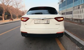 Maserati Levante 3.0* AWD* PREMIUM* ПОДГРЕВ* ОБДУХВАНЕ* LANE* ASSIS - 25999 € / 50849.62 лв. - 98404796 4