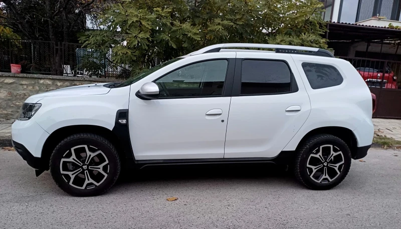 Dacia Duster 1.5 dci, снимка 3 - Автомобили и джипове - 47779321