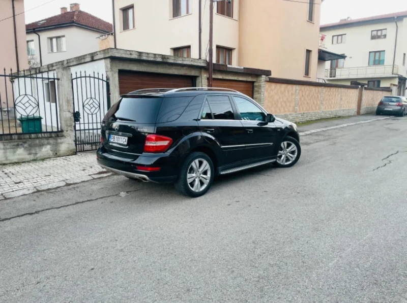 Mercedes-Benz ML 350, снимка 4 - Автомобили и джипове - 52347450