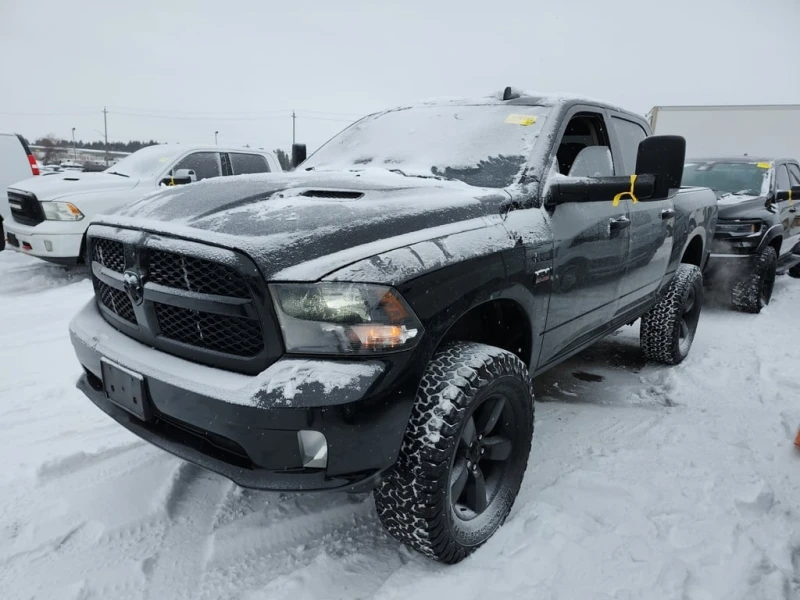 Dodge RAM 1500 * EXPRESS CREW CAB SHORT BED * CARFAX * БЕЗ ПЪРВОН