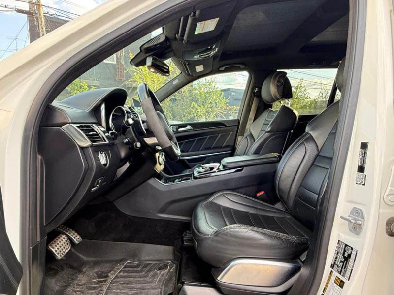 Mercedes-Benz GLS 63 AMG AMG/ 4MATIC/360CAM/DISTRONIC/H| K, снимка 8 - Автомобили и джипове - 53597385