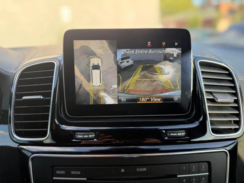 Mercedes-Benz GLS 63 AMG AMG/ 4MATIC/360CAM/DISTRONIC/H| K, снимка 10 - Автомобили и джипове - 53597385