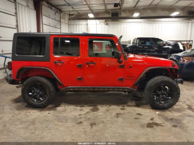 Jeep Wrangler UNLIMITED SPORT 4X4 - изображение 6