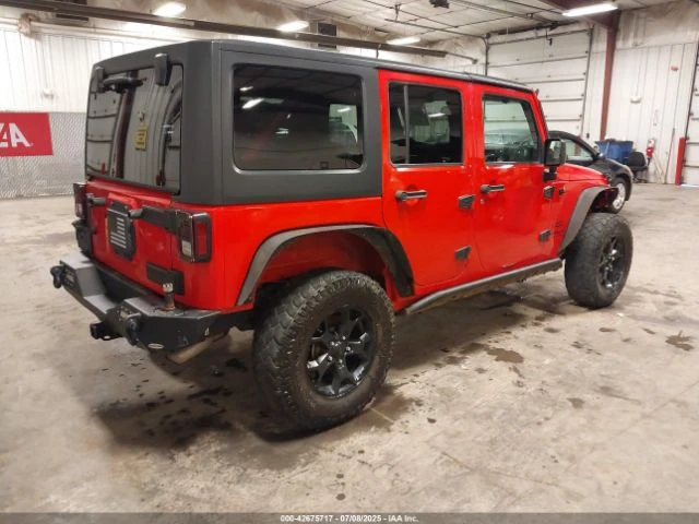 Jeep Wrangler UNLIMITED SPORT 4X4 - изображение 8