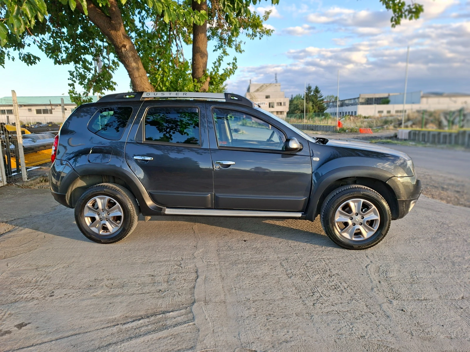 Dacia Duster 1.6 16V Газ - изображение 6