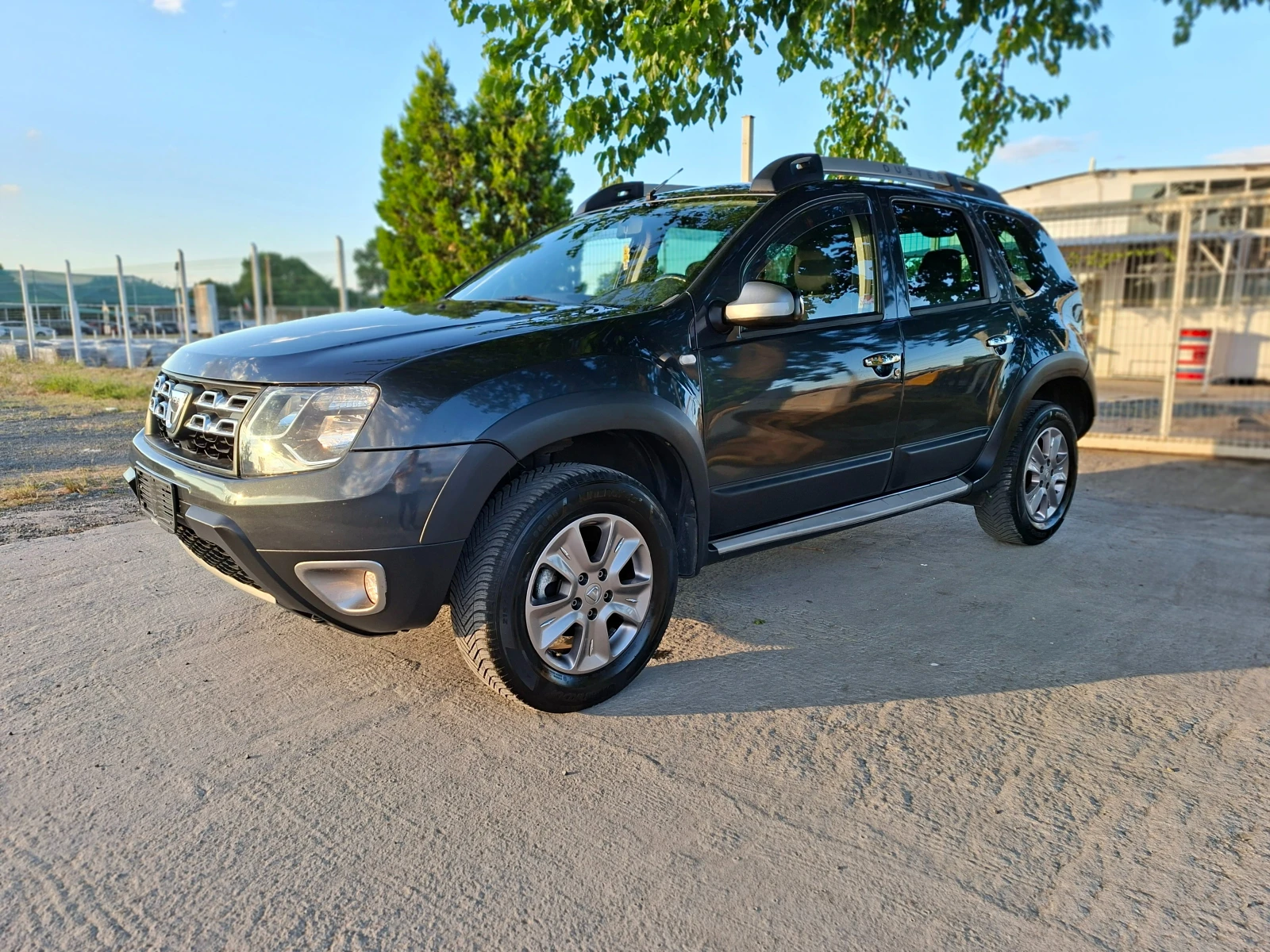 Dacia Duster 1.6 16V Газ - изображение 9