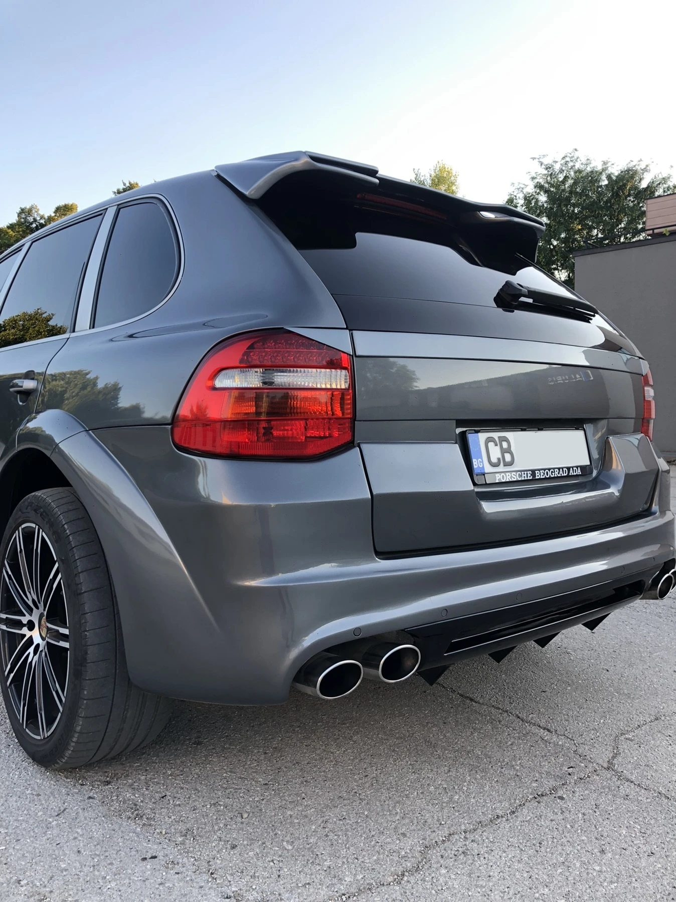 Porsche Cayenne MAGNUM Като Нов - изображение 10