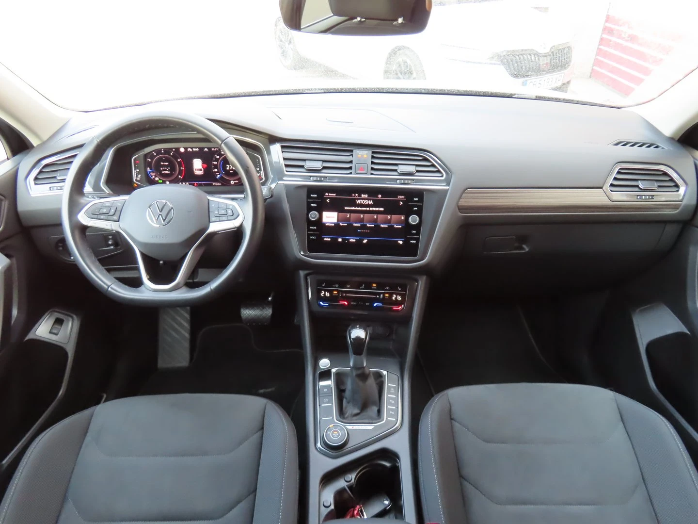 VW Tiguan LWB PA Elegance 2.0TSI 4MOT DSG | Mobile.bg   11