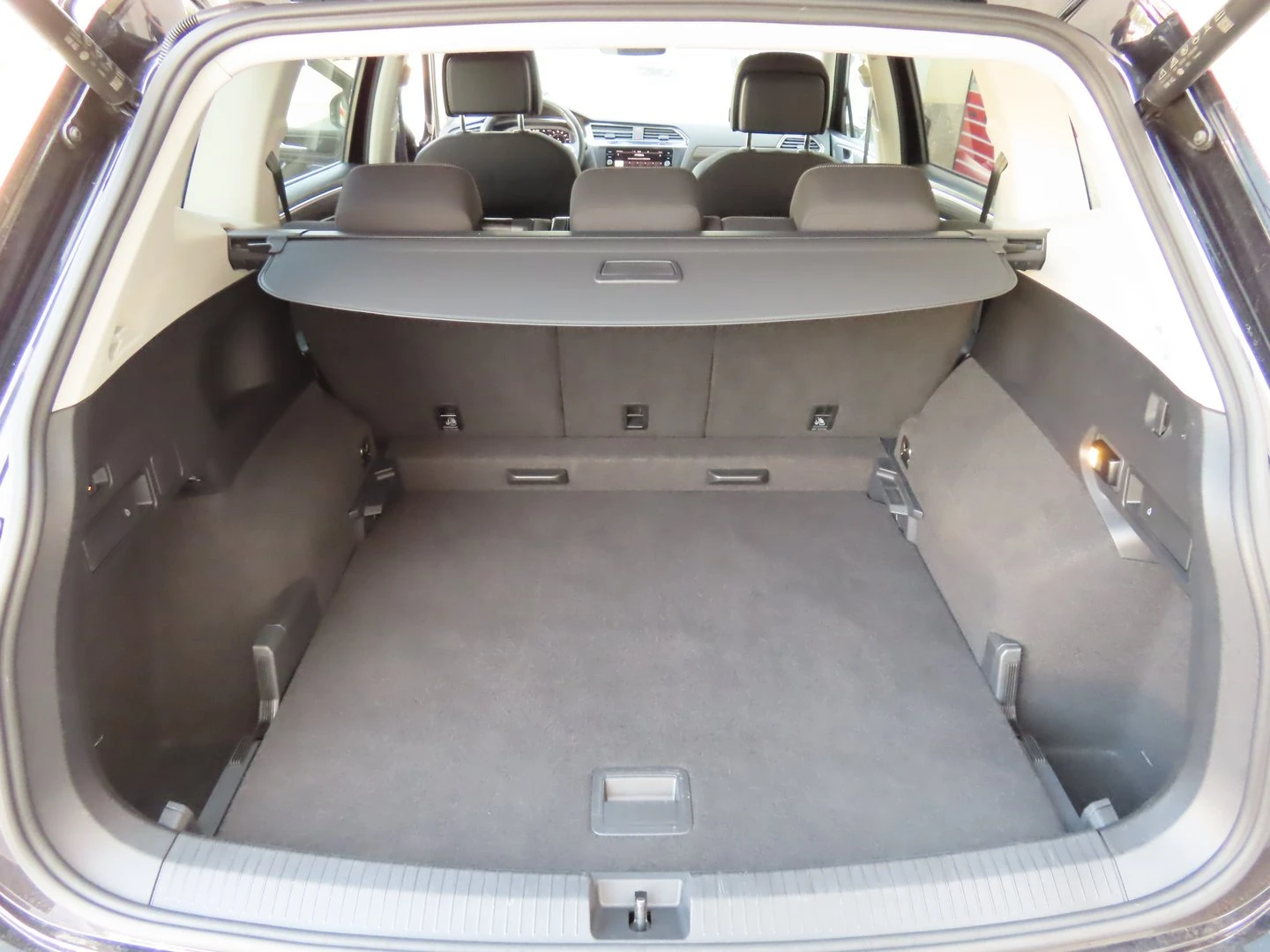 VW Tiguan LWB PA Elegance 2.0TSI 4MOT DSG | Mobile.bg   4