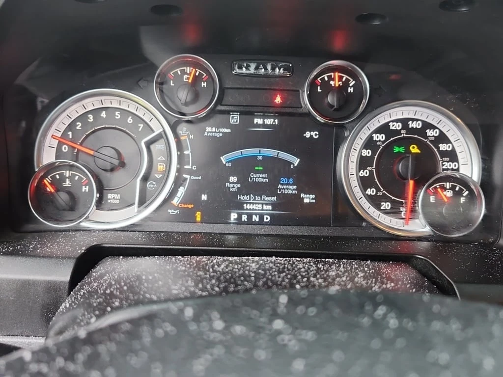 Dodge RAM 1500 * EXPRESS CREW CAB SHORT BED * CARFAX * ��� ������ | Mobile.bg � ����������� 9