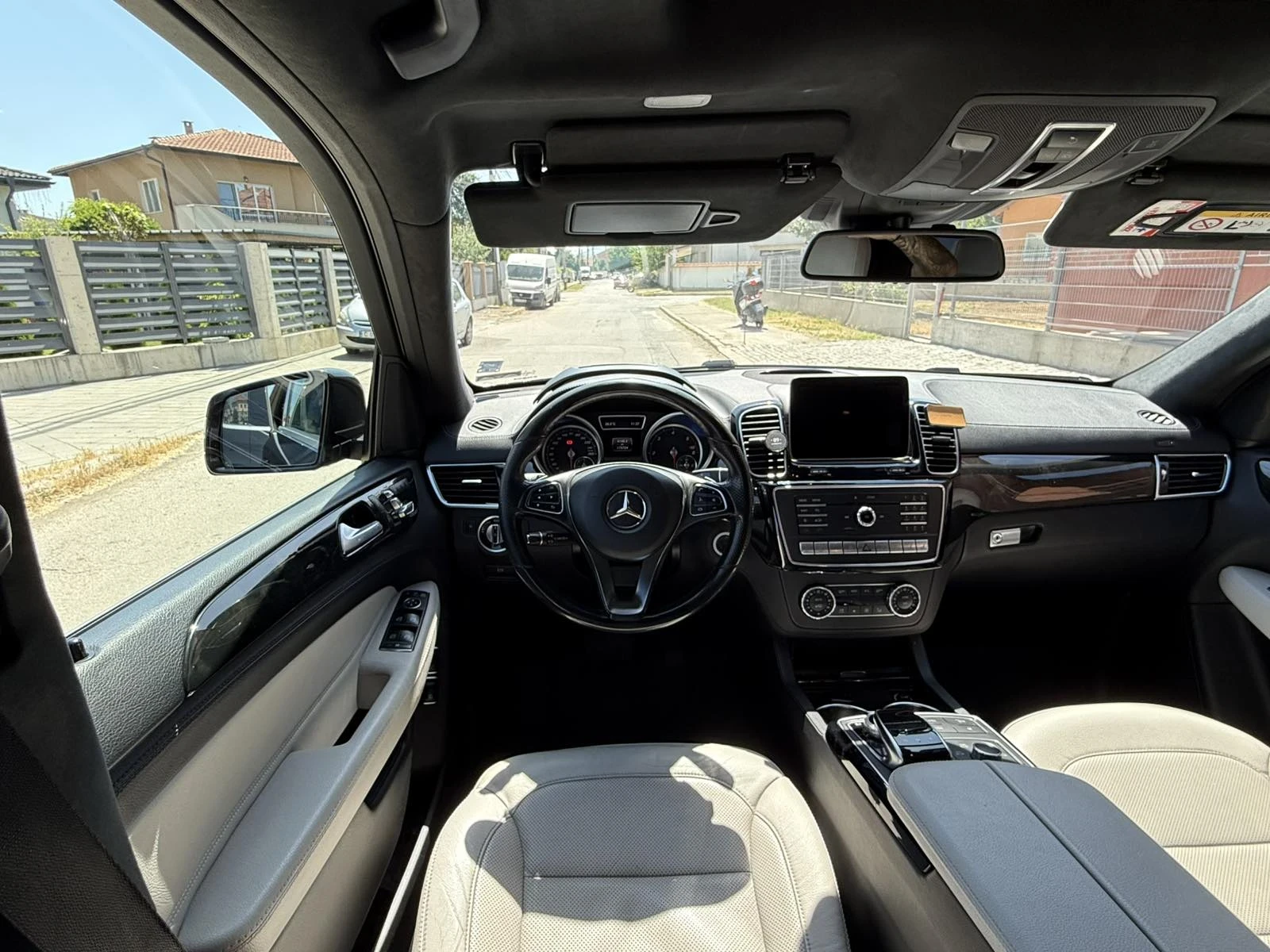 Mercedes-Benz GLE 350, снимка 12 - Автомобили и джипове - 53999289