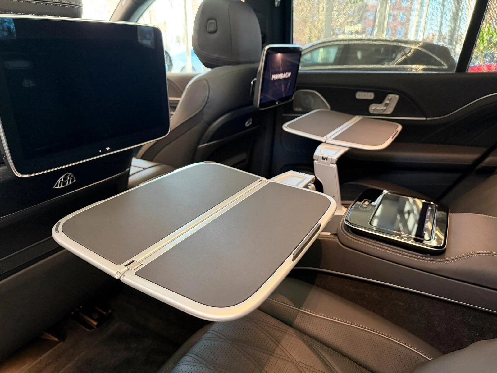 Mercedes-Benz GLS 600 MAYBACH/FACELIFT/E-ACTIVE/TWO-TONE/FIRST CLASS/TV | Mobile.bg � ����������� 16
