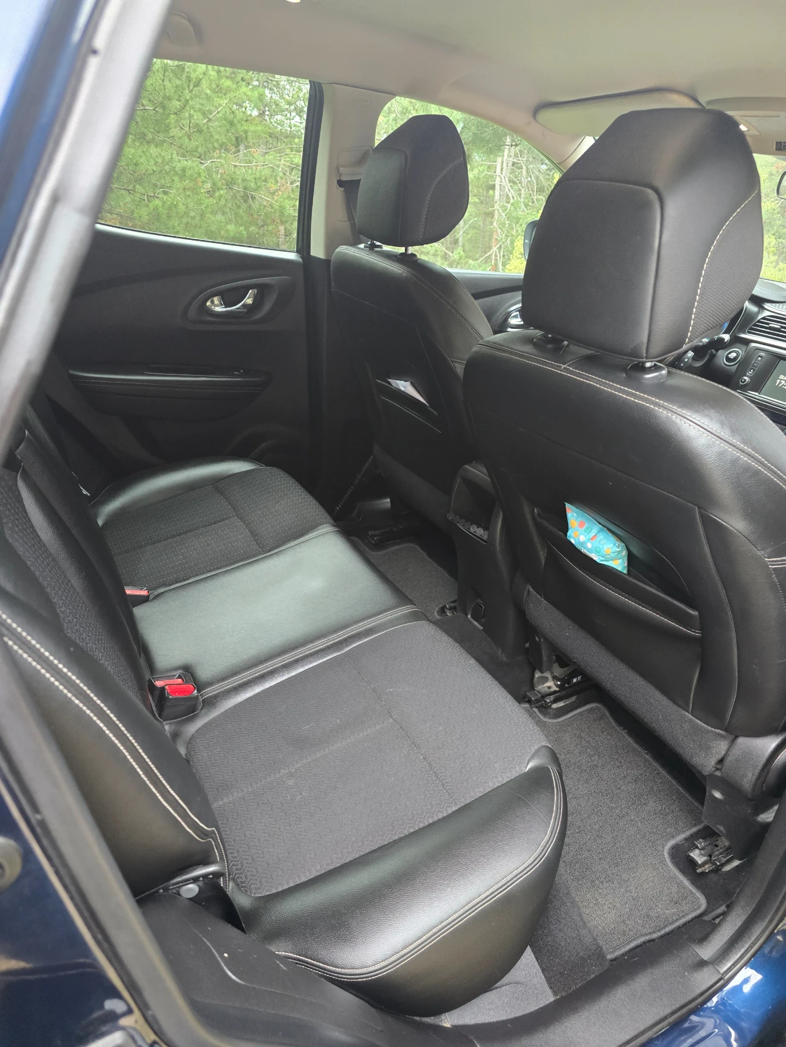 Renault Kadjar 1.6, снимка 10 - Автомобили и джипове - 54311048