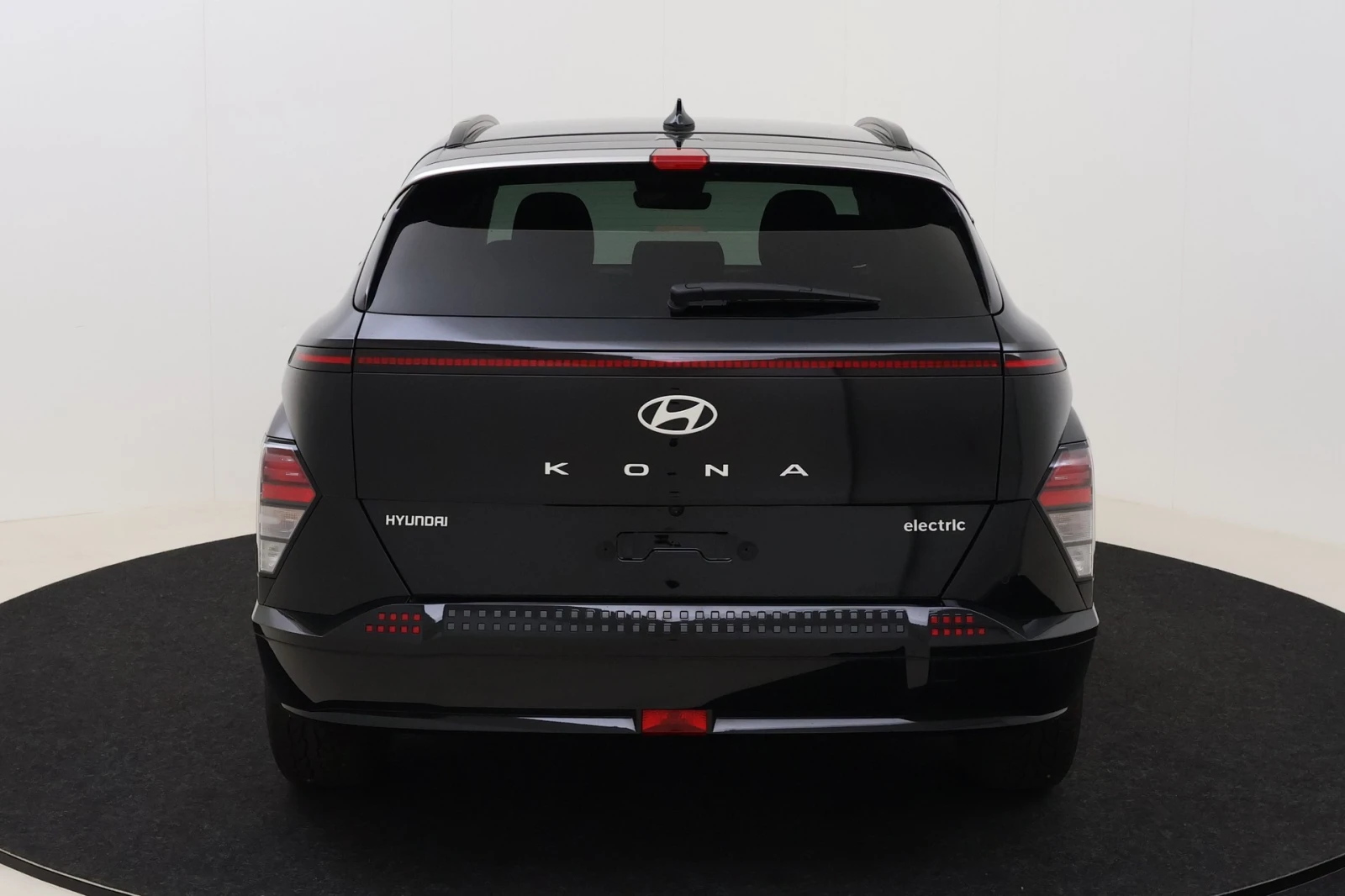 Hyundai Kona, снимка 6 - Автомобили и джипове - 54407507