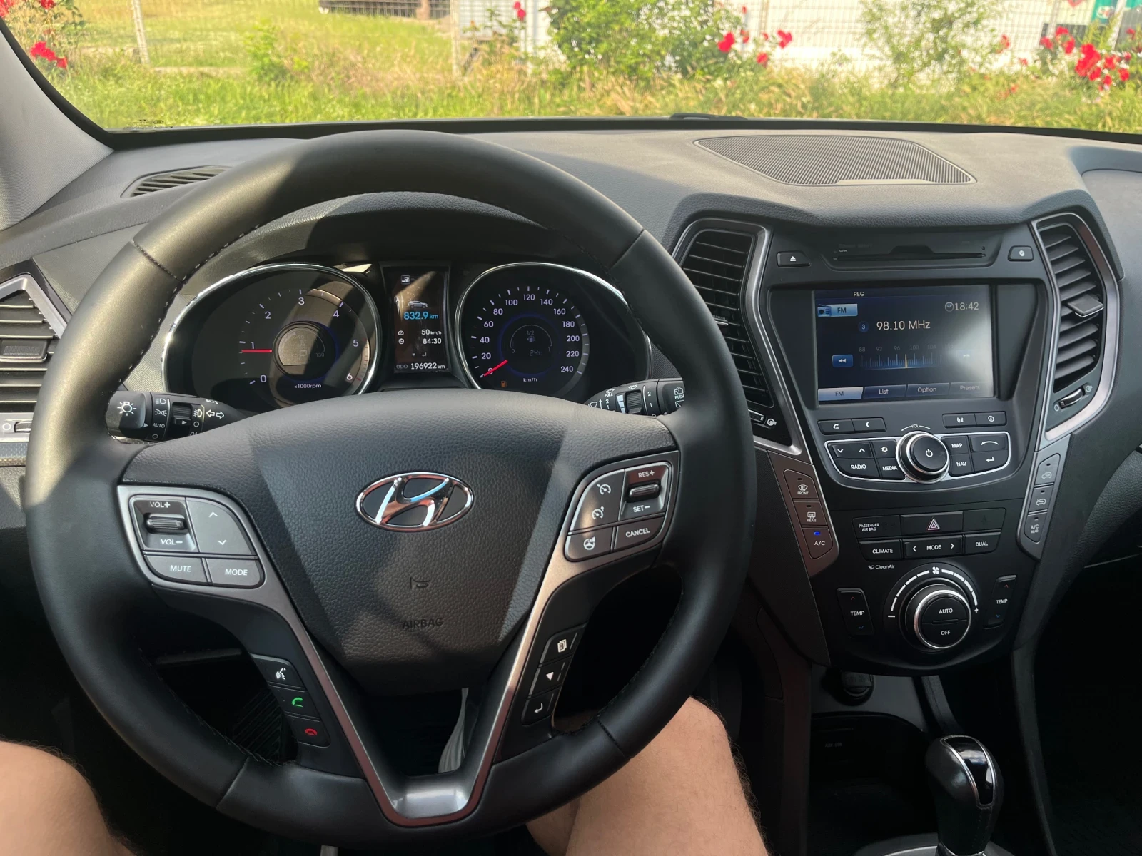 Hyundai Santa fe 2.2 CRDI PREMIUM 4X4 7-МЕСТЕН РЕАЛЕН ПРОБЕГ 100%, снимка 13 - Автомобили и джипове - 54835600