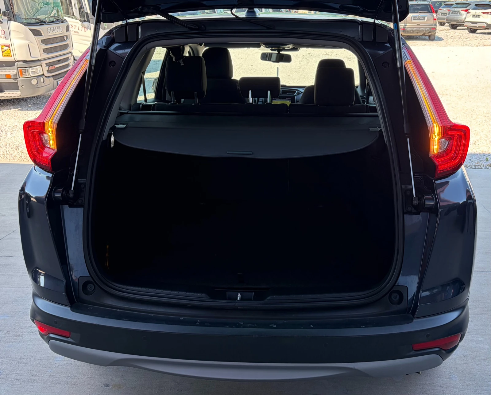 Honda Cr-v 2.0 HEV , снимка 10 - Автомобили и джипове - 55261034